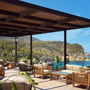 ***** Hotel Cala San Miguel Ibiza Resort, Adults Only, Curio Collection By Hilton Spanje